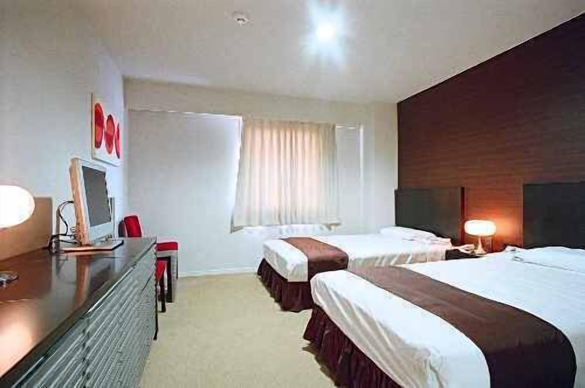 Kokusai Hotel ימאגוצ'י מראה חיצוני תמונה
